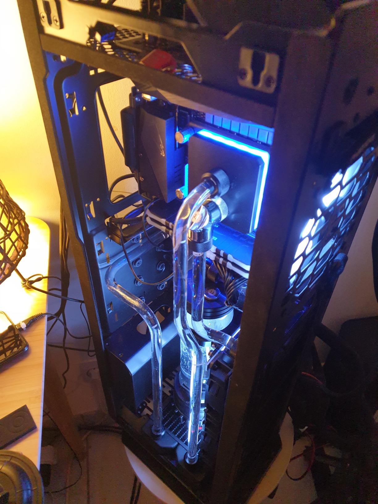 Rendu superbe avec liquide blanc