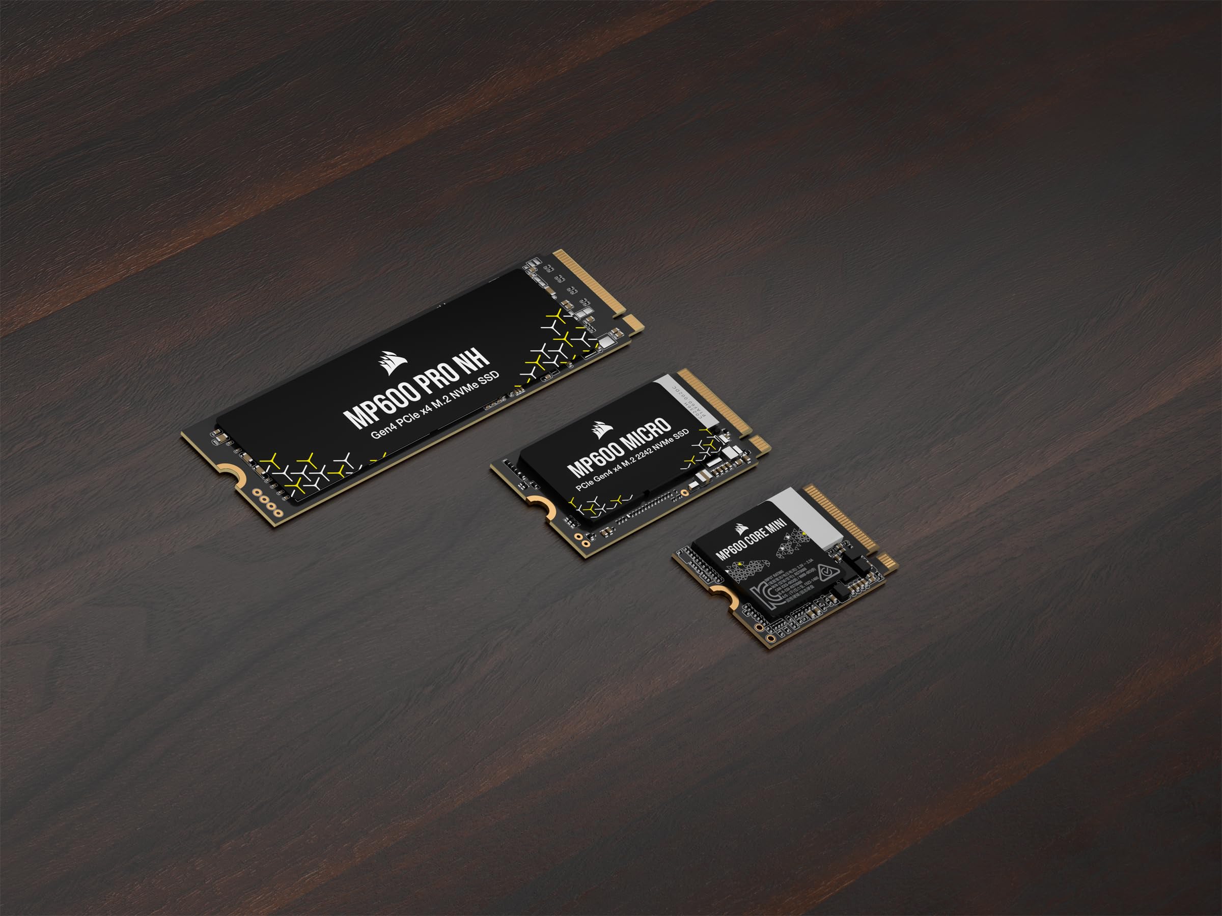 corsair-mp600-micro-1-to-m-2-2242-nvme-pcie-gen4-x4-ssd-5100-mo-s-noir image 8
